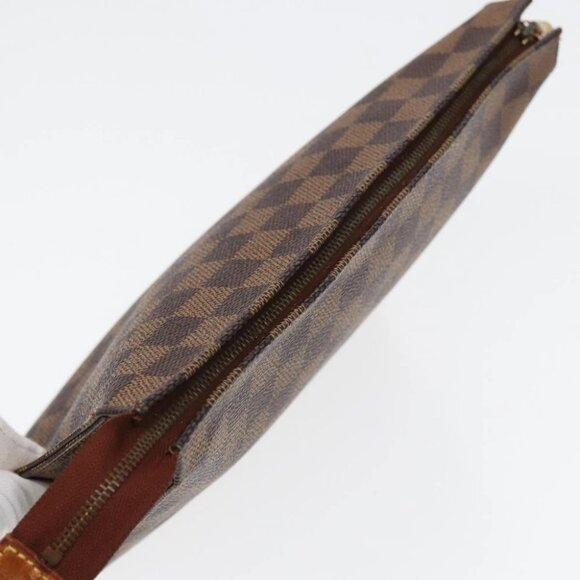 LOUIS VUITTON Damier Ebene Poche Toilette 26 Pouch - Picture 9 of 15